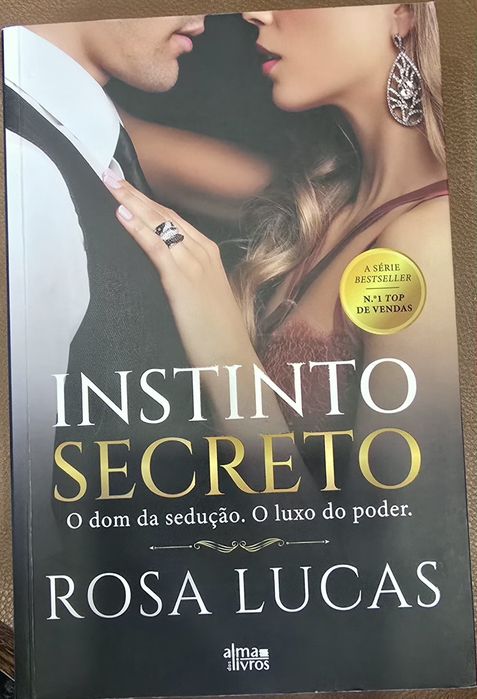 Vendo diversos livros