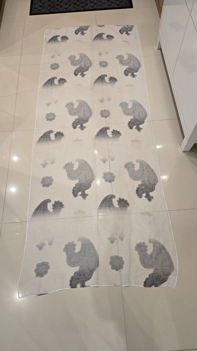 Cienki długi szal z wiskozy