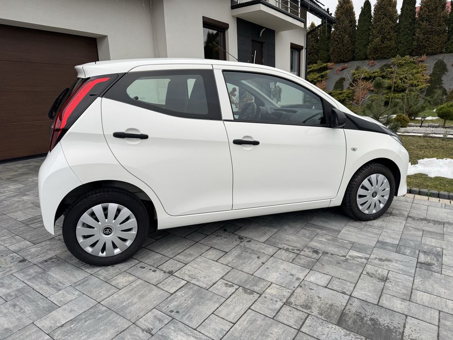 Toyota Aygo Lift 1.0 Benzyna /2019 R/5- Drzwi z Niemiec