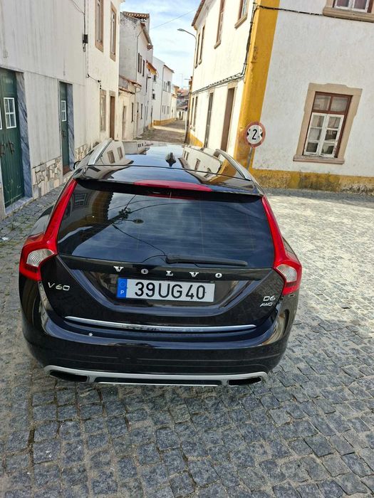 Volvo v60 d6 plaghin hybrid