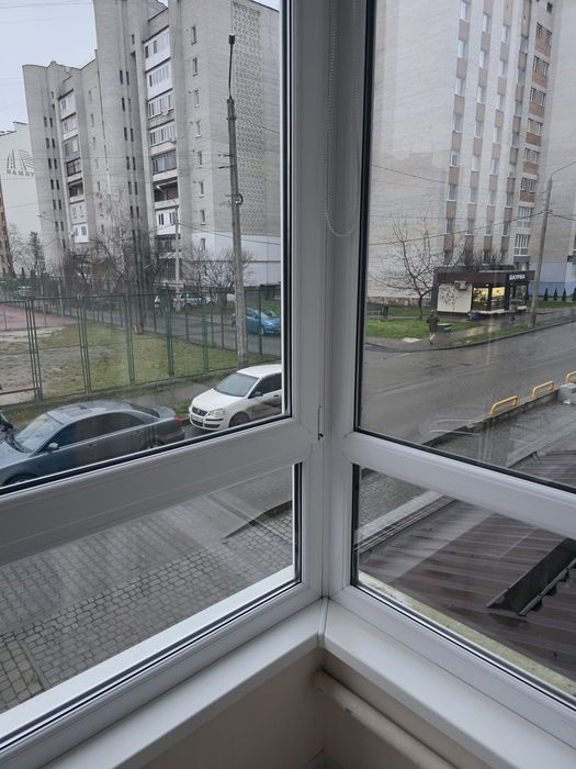 Послуги прибирання,миття вікон