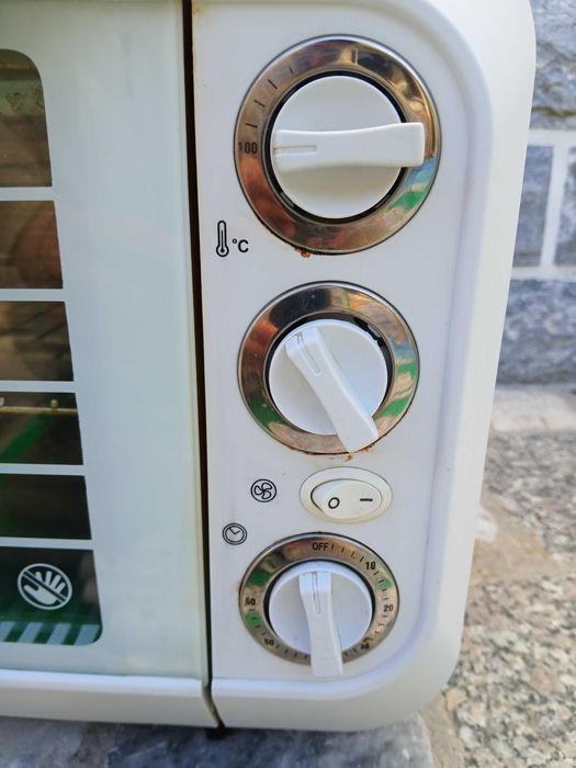 Mini forno eléctrico