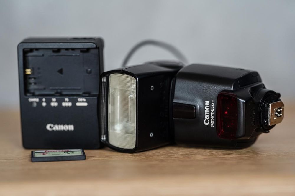 Canon EOS 7D plus obiektywy