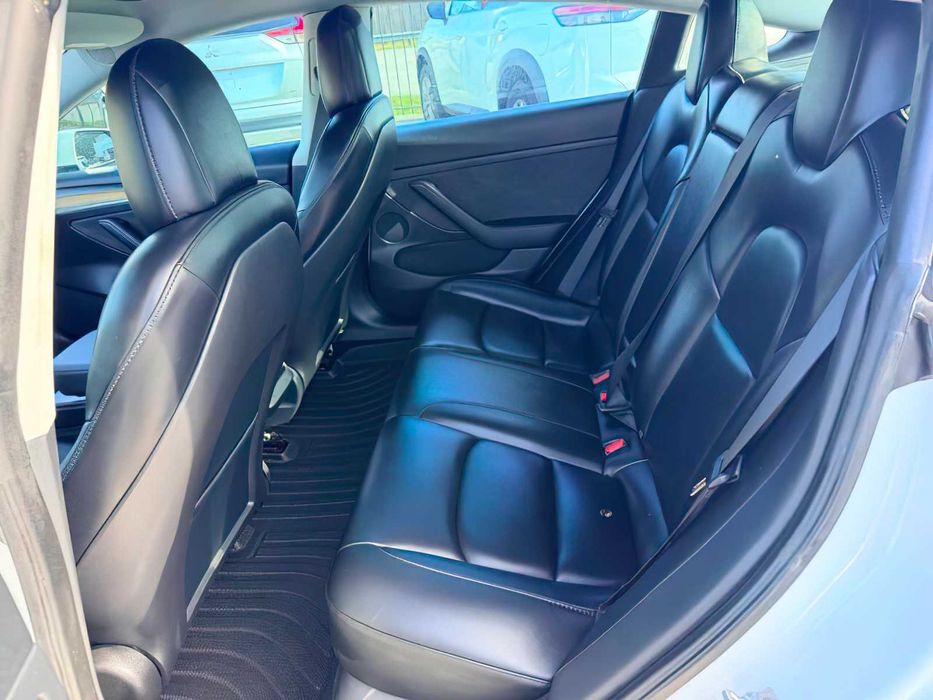 Tesla Model 3 Performance      2022