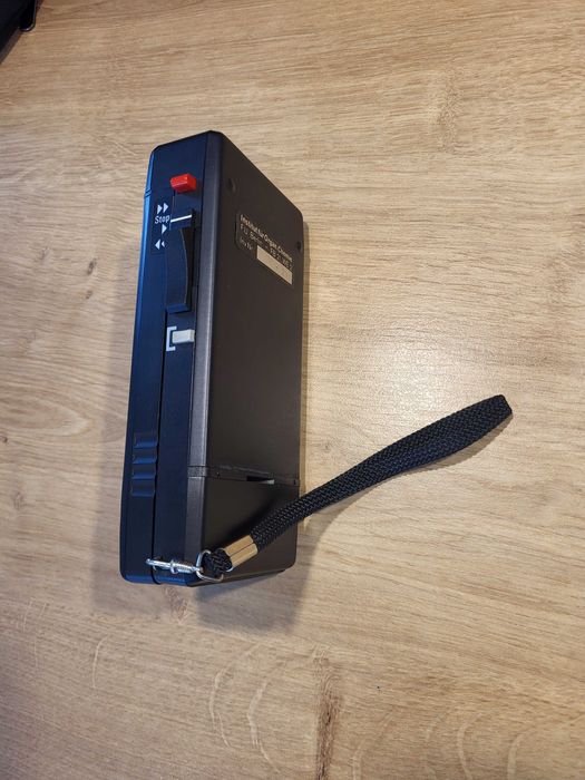 stary dyktafon Grundig