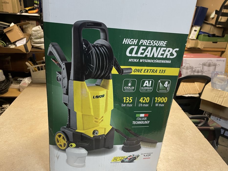 Myjka wysokociśnieniowa.