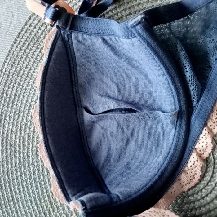 Biustonosz Esotiq 65D