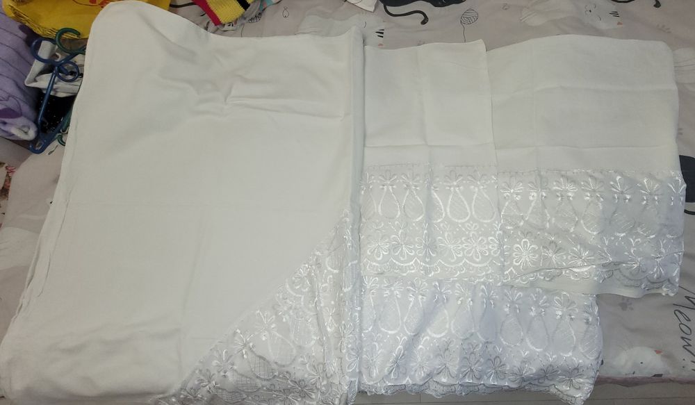 Біла постільна білизна