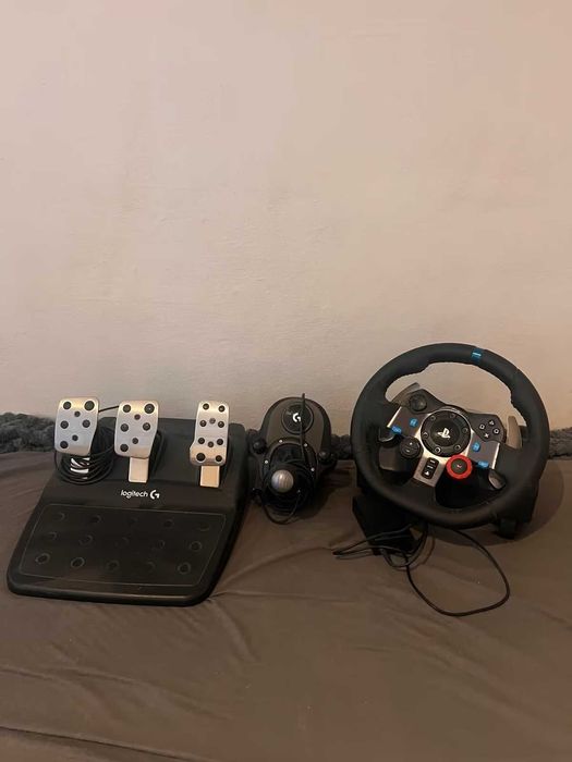 Kierownica Logitech G29 pedały + biegi JAK NOWA