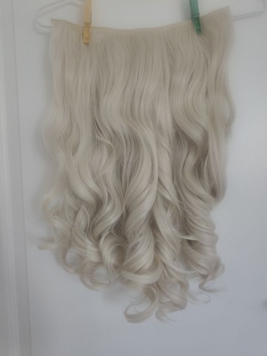 Syntetyczne włosy klipsy loki blond 2szt