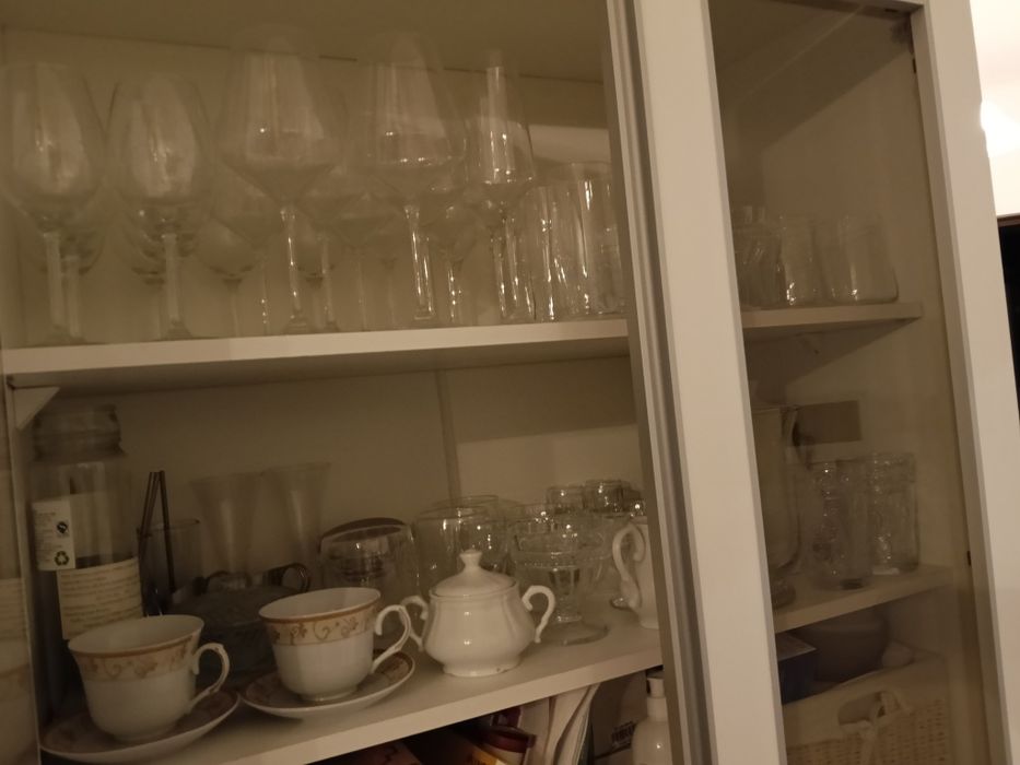 Witryna Bodzio meble REZERWACJA