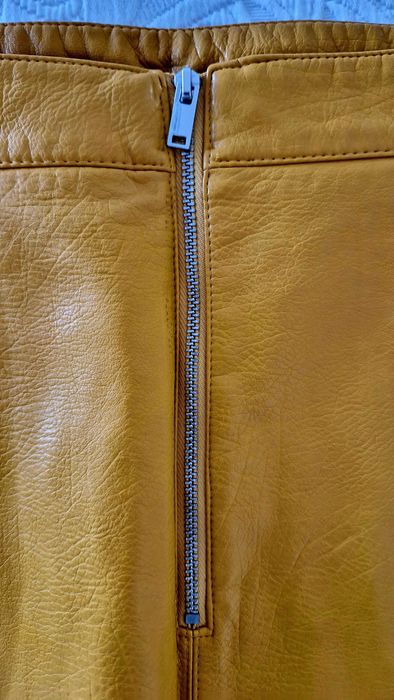 Saia mostarda Zara, tamanho S