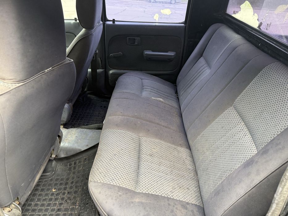 Продам Toyota Hillux 4x4