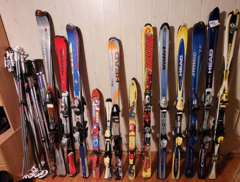 Narty kijki buty kakakaski gogle pokrowce