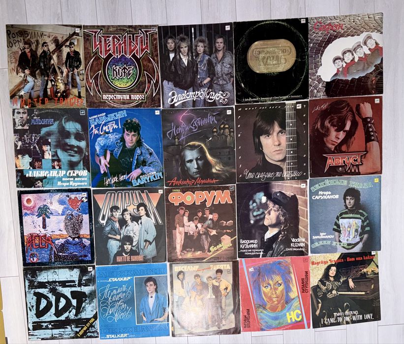 Виниловые пластинки Вінілові платівки