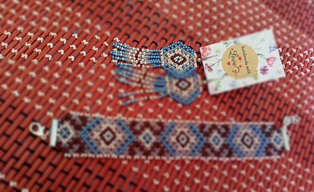 Прикраси з бісеру