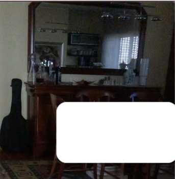 Aparador da marca BRASÃO (madeira de cerejeira)