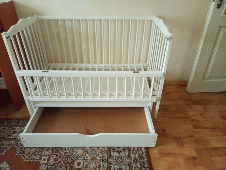 Продам дитячу кроватку