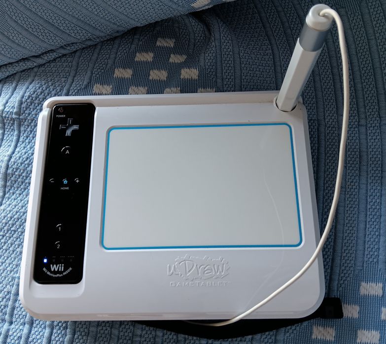 Tablet Udraw + jogo Kung Fu Panda 2 Nintendo Wii