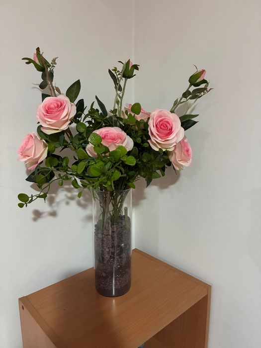 Vaso de Rosas artificiais