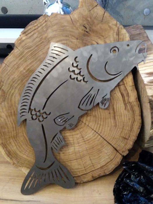 Ryba na szyld, logo karpia, pstrąg, szczupak, reklama firmy, baner