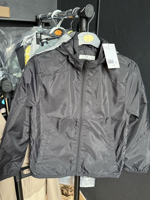 Нова куртка H&M 10-11р 140-146 см