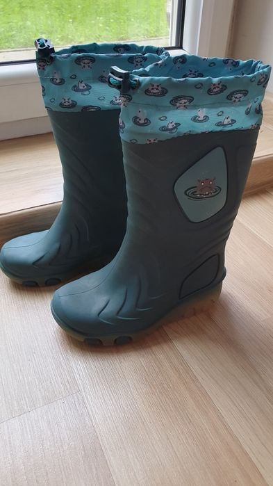 Kalosze chłopięce świecące podeszwy rozmiar 26/27, dl wkładki 17cm