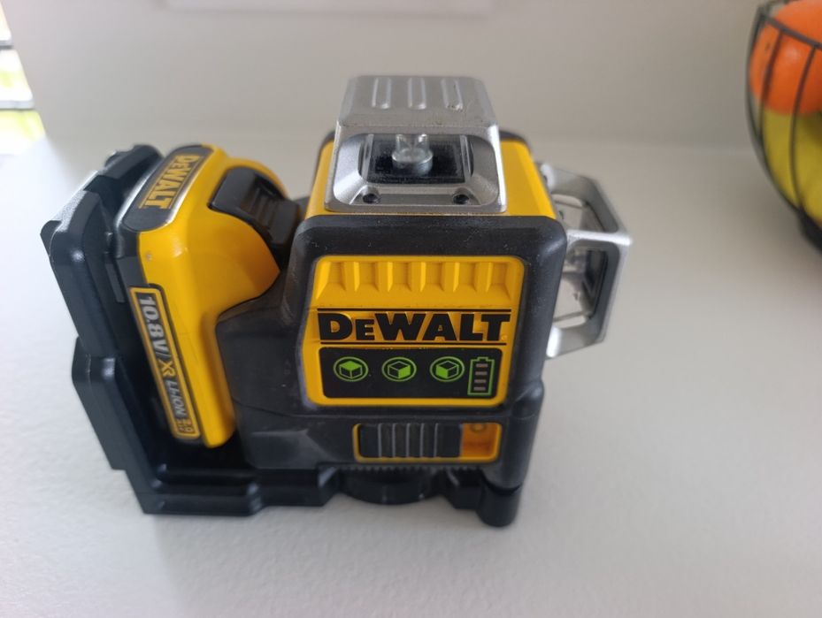 Poziomica laserowa firmy dewalt