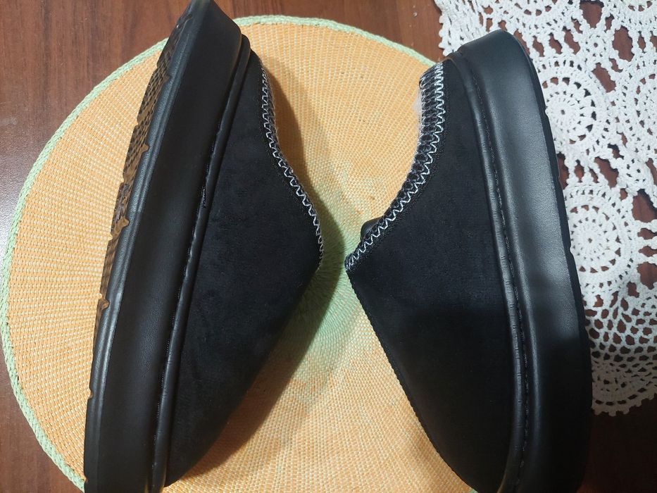 Nowe super ciepłe kapcie r 39,długość wewnątrz 24,5-25cm,gruba podeszw
