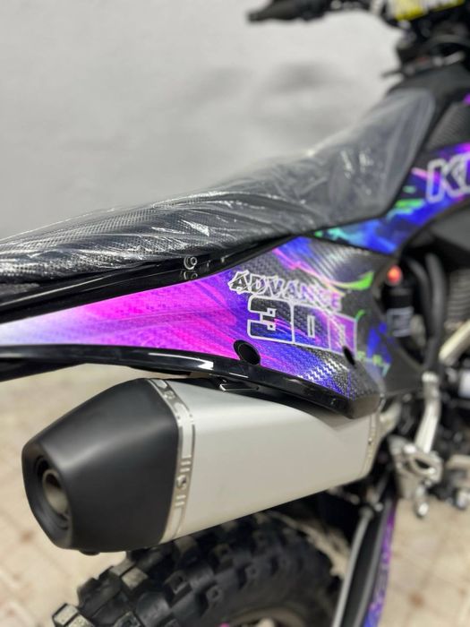 Kovi advance 300 FR на оновленій графіці та прокращеним двигуном