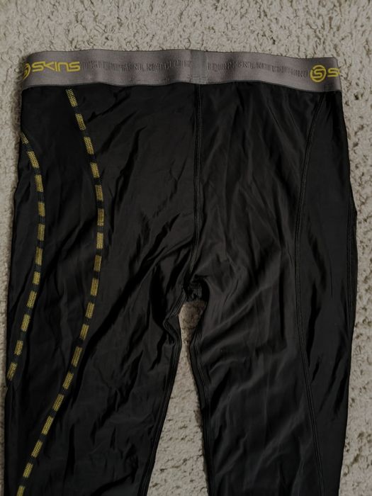 Spodnie legginsy Skins sportowe kompresyjne funkcyjne