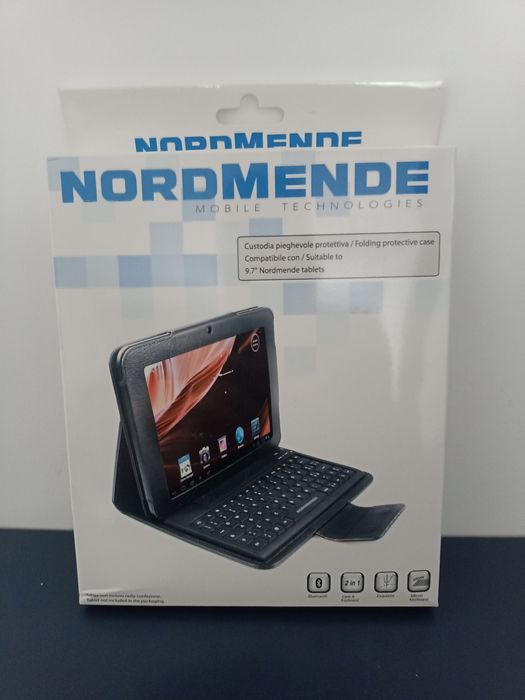 Etui z klawiaturą do tabletów 9,7 cala bluetooth 2w1