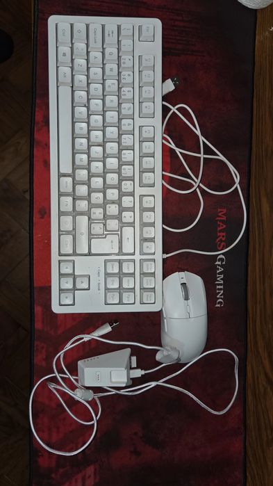 Teclado + Mouse + mousePad