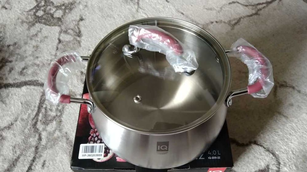 Каструля з кришкою IQ Be Royal 22 см 4.0 л