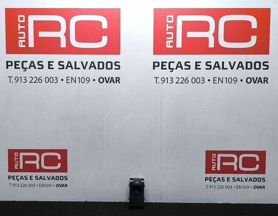 Comando / Botão / Interruptor Vidros Frente Direito 13408452 - OPEL ASTRA K