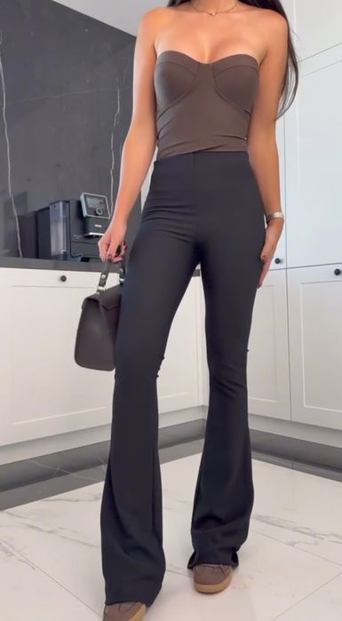 Жіночі базові кльош