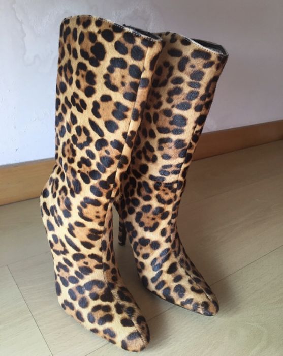 Bota da Zara nova em pele genuina