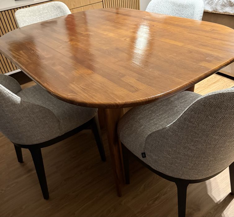 Mesa de jantar 140x100