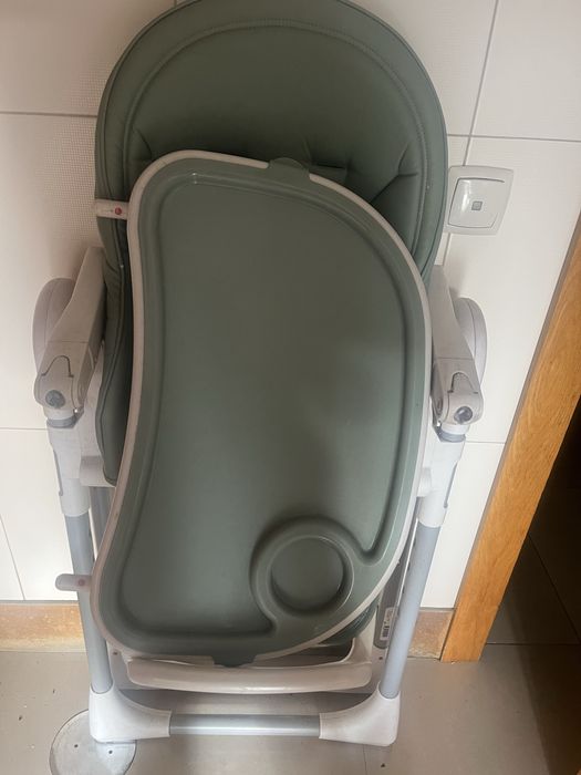 Cadeira de refeicao bebe