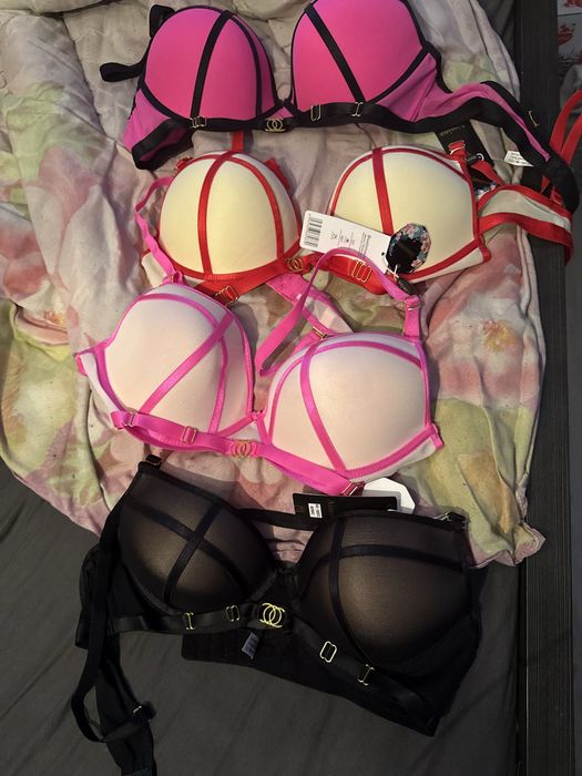 Super Biustonosze 80b