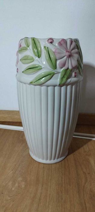 Jarrão com Trabalhado em Louça