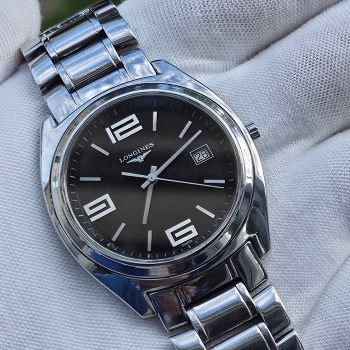 Швейцарскій годинник Longines