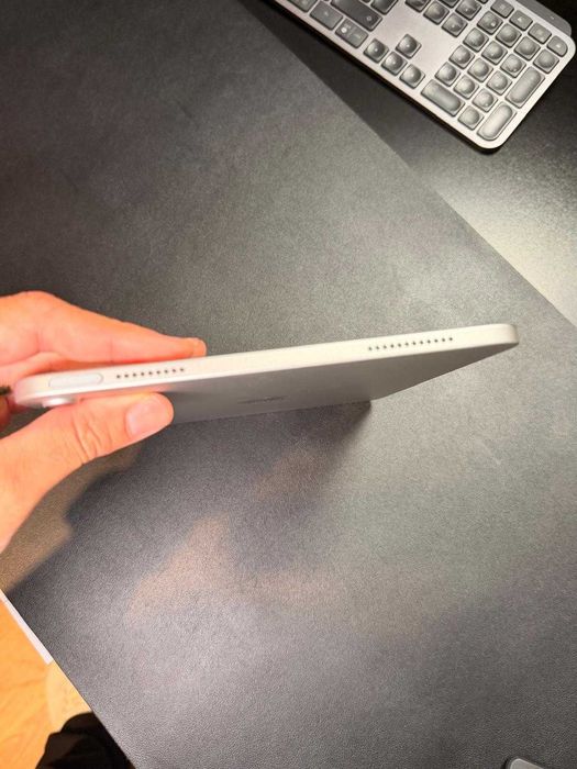 Apple iPad A16 + Capa Dobrável Suporte + Caneta Pencil Bluetooth