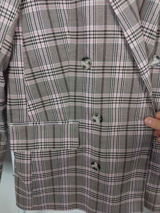 Wiskozowy garnitur w kratę marynarka dwurzędowa spodnie cygaretki kpl