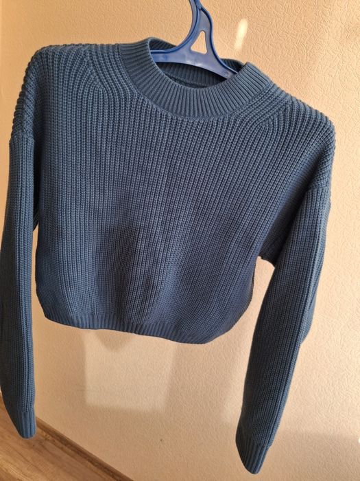 Женские вещи,женский спортивный костюм,платье,свитер,боди