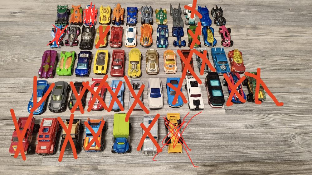 Машинки HotWheels