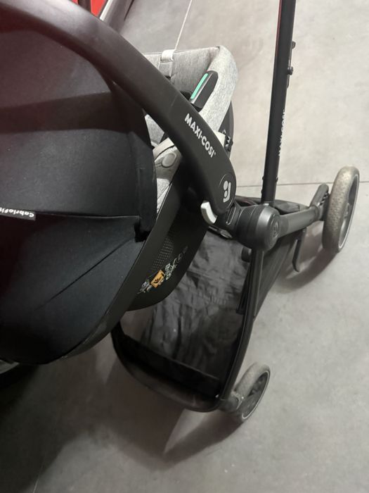 Carro bebe  MAXI-COSI como novo . Usado 3-4 meses