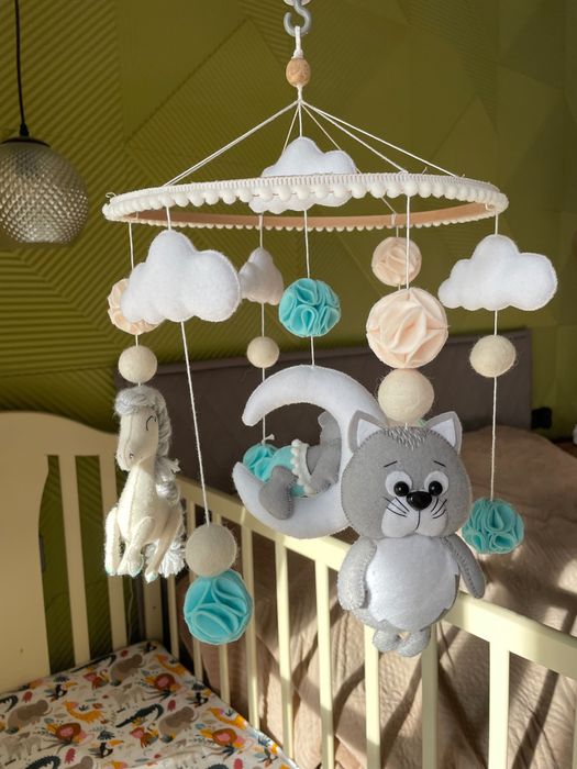 Мобіль на ліжечко