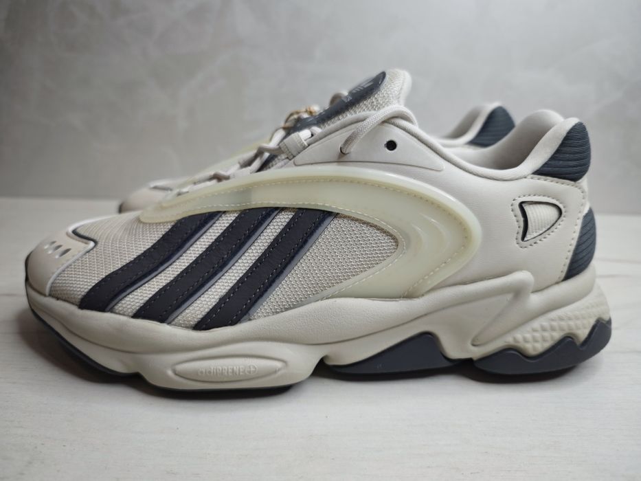 Кросівки adidas Oztral Originals