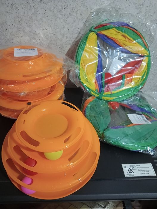 Пирамида, игрушки для котиков